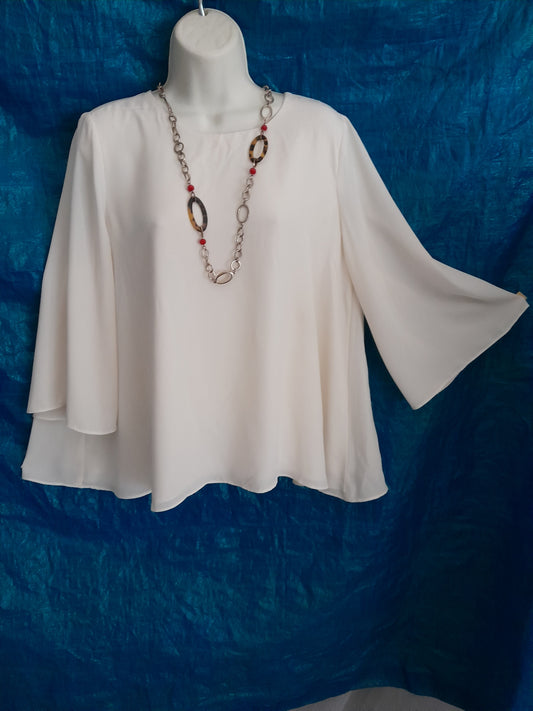 Classy bell sleeve blouse